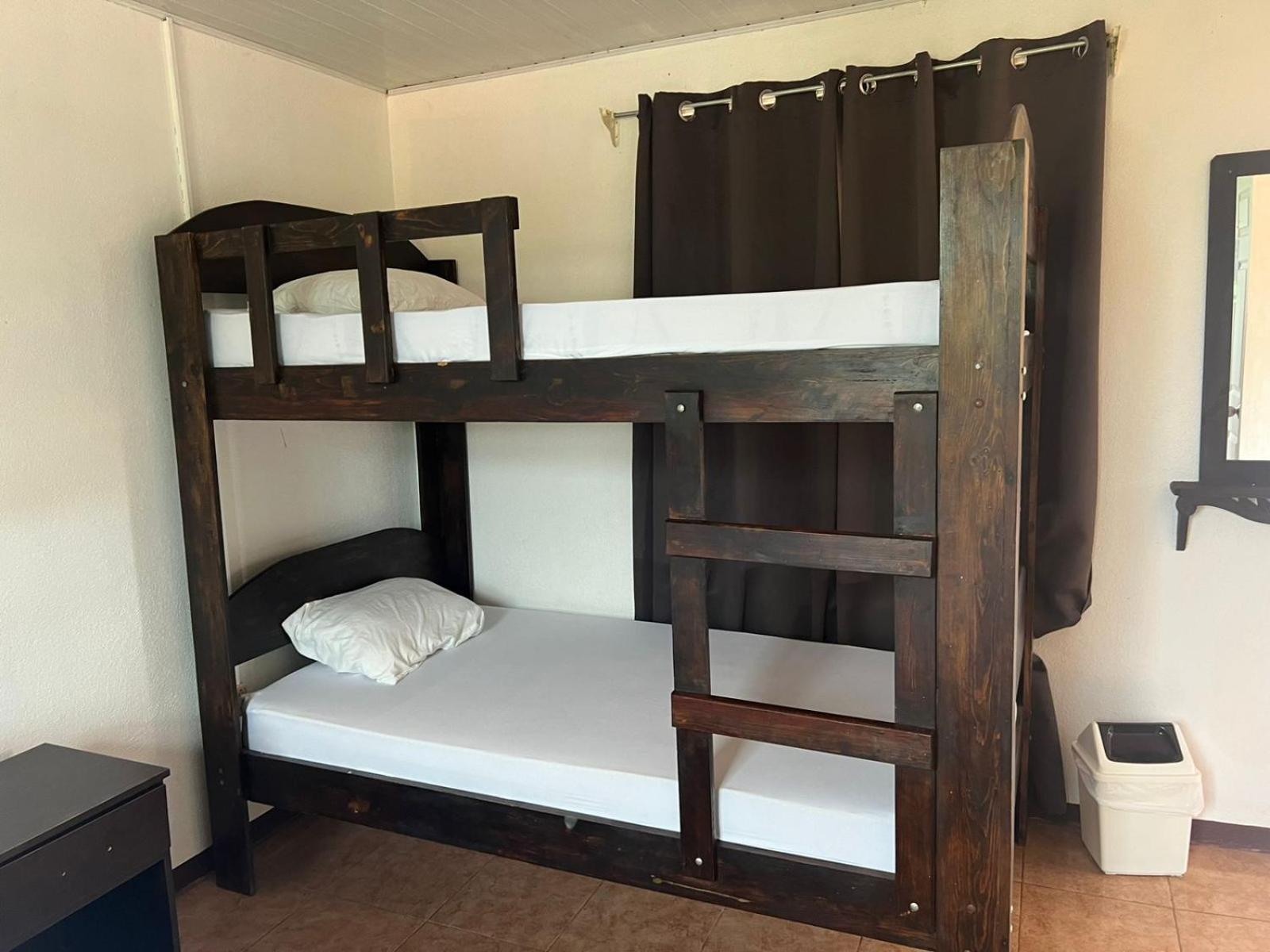 Cabinas Playa Bandera Bed & Breakfast Парита Екстериор снимка